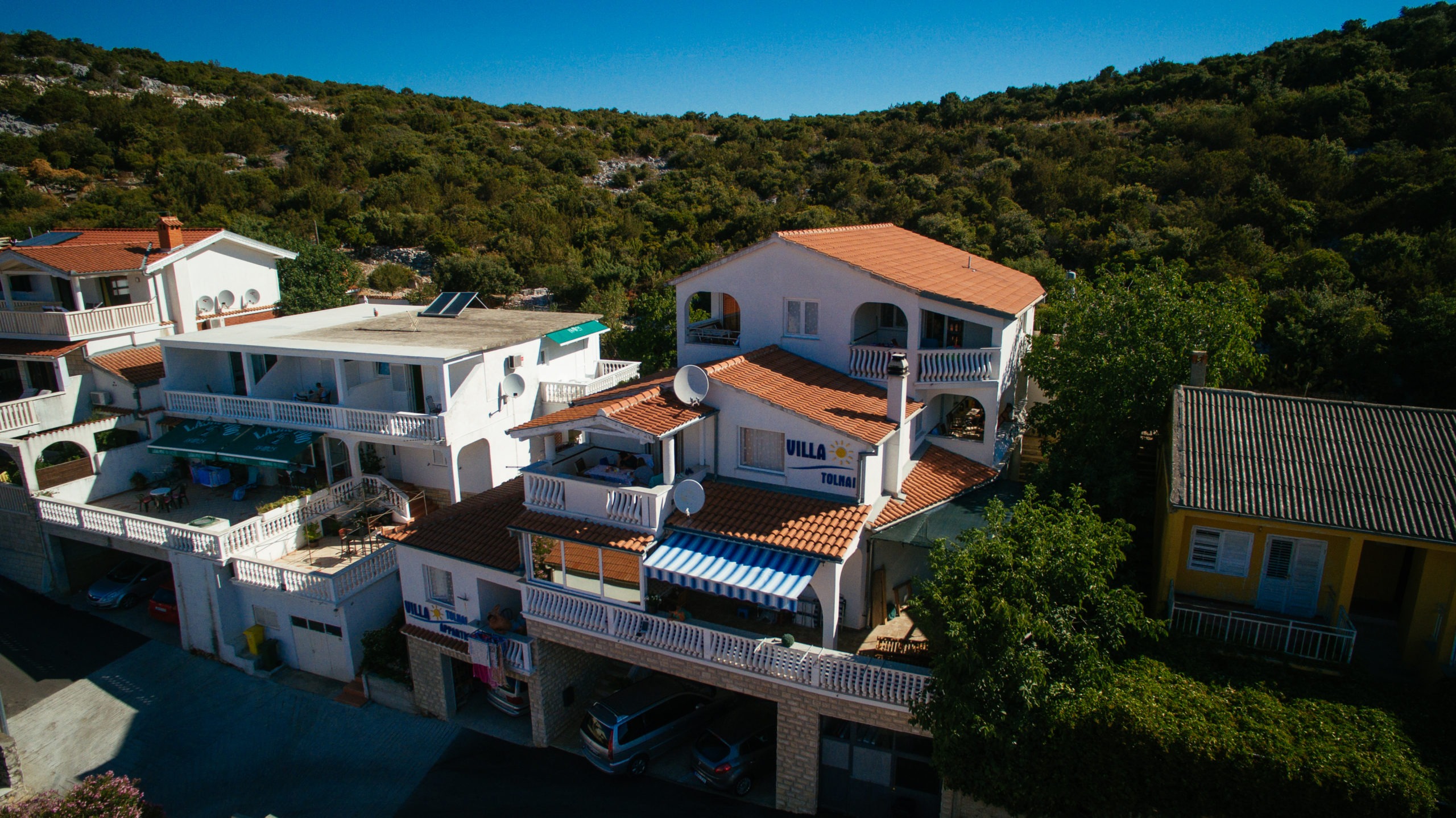 villa_tolnai_apartmanok_kep3-scaled