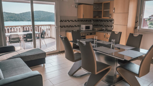 villatolnai_apartman_tisno_apartman_no_II-3_1-scaled (1)