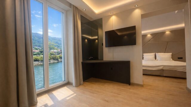 6A24785A-45C9-4614-AE5E-F757CE4E6185